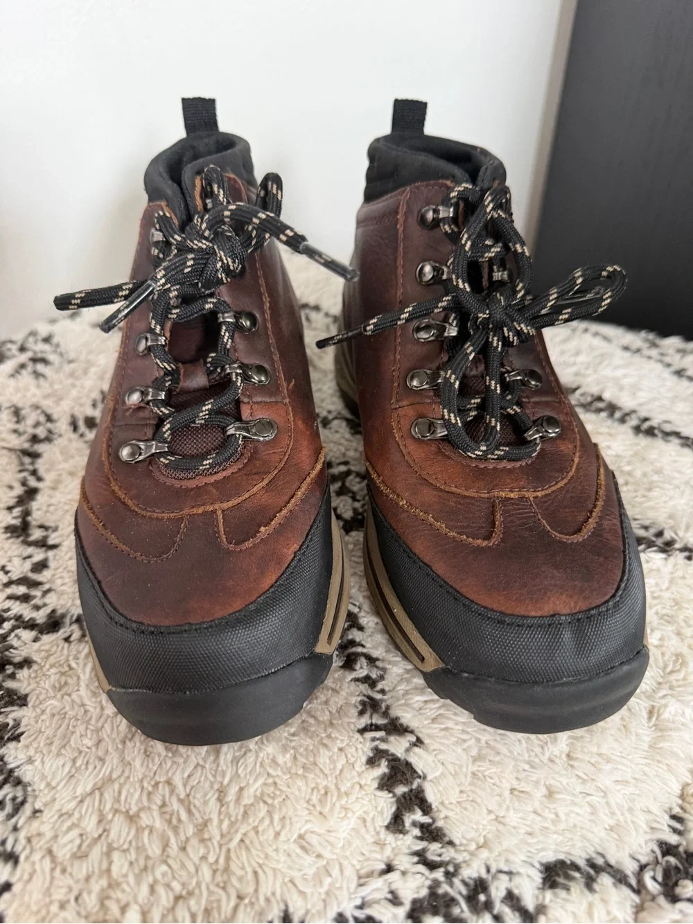 Timberland Youth Brown Leather Hiking Boots Size 2 waterproof Gorpcore